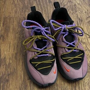 Nike Purple and Black Athletic Shoes
